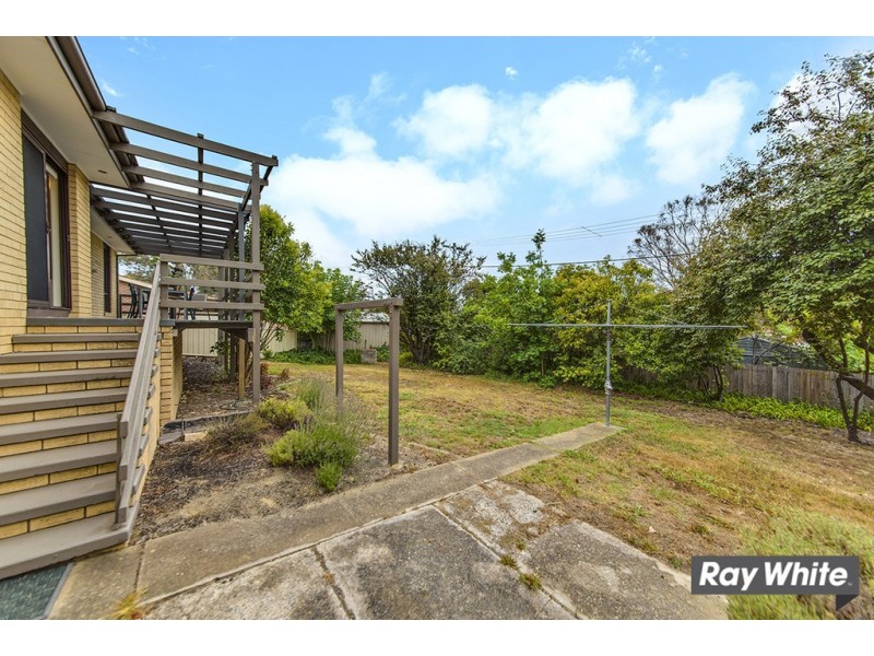 18 Carr Crescent, Wanniassa ACT 2903