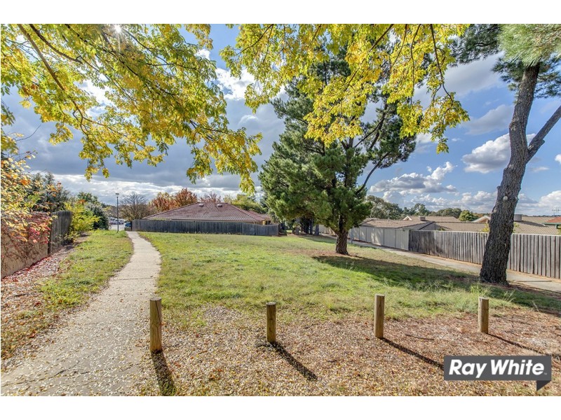 5 Vincent Place, Mckellar ACT 2617