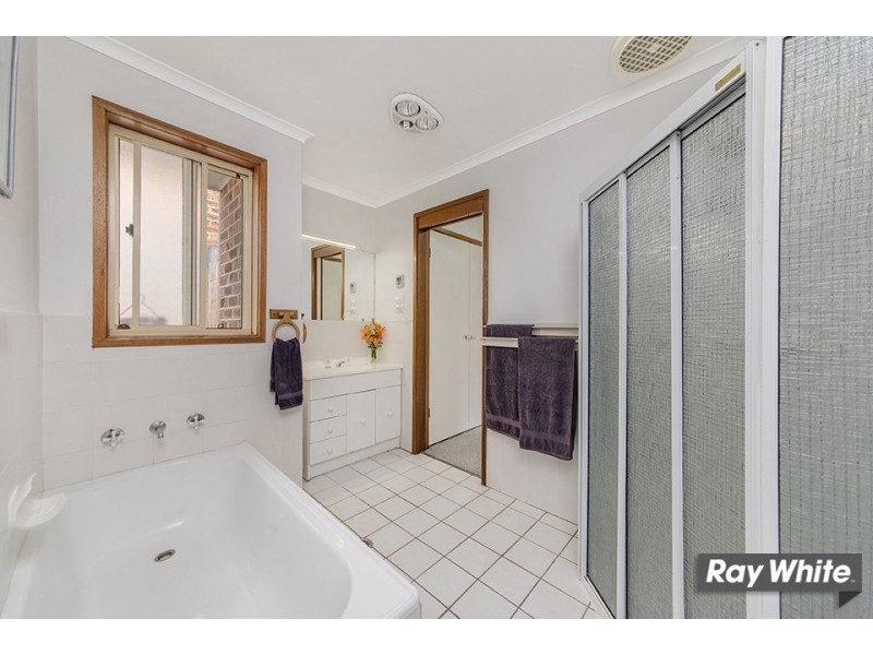 8 Nairn Place, Macquarie ACT 2614