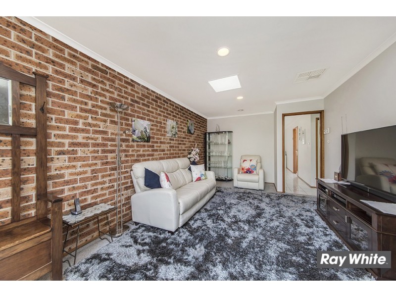 8 Nairn Place, Macquarie ACT 2614