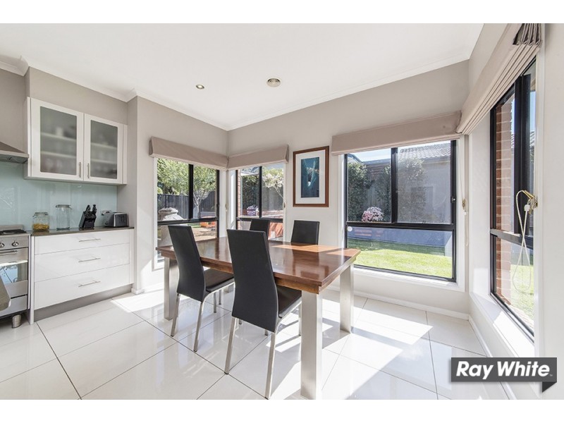 24 Belconnen Way, Page ACT 2614