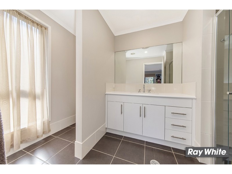 24 Belconnen Way, Page ACT 2614