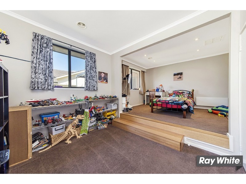 24 Belconnen Way, Page ACT 2614