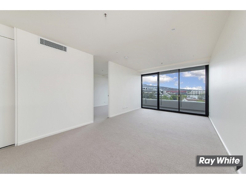 52/45 West Row, City ACT 2601