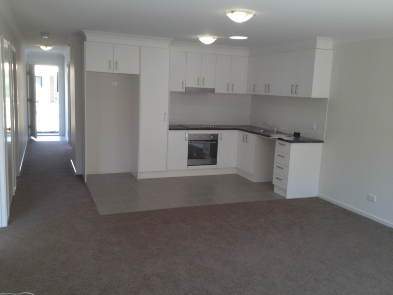 12 Phillipa Weeks Street, Watson ACT 2602