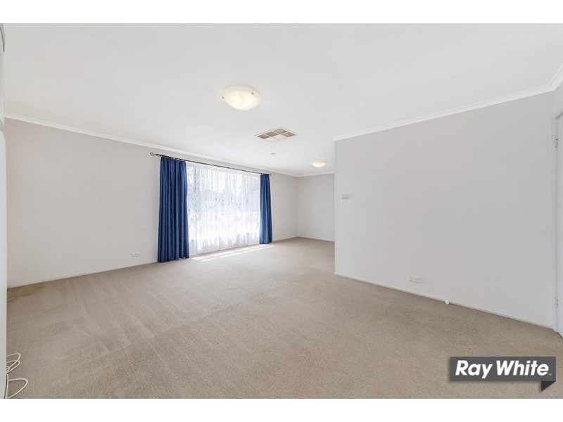 4 Forsyth Street, Charnwood ACT 2615