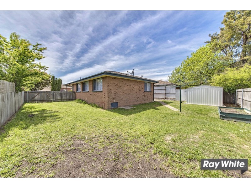 4 Forsyth Street, Charnwood ACT 2615