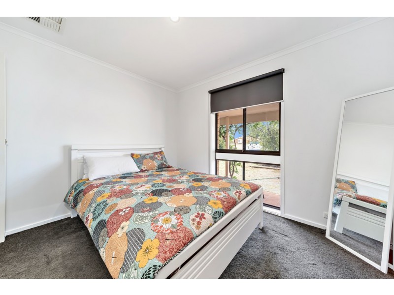 16 Whitelegge Close, Florey ACT 2615