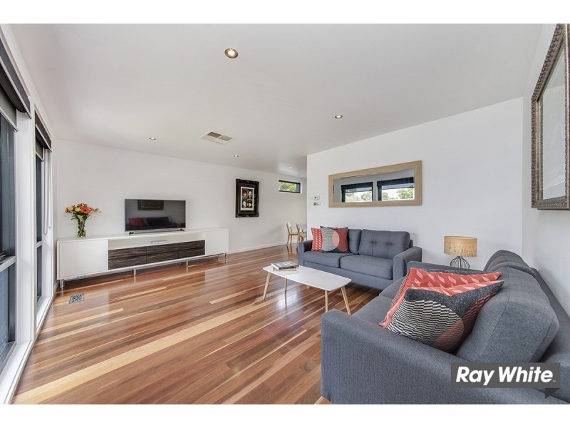 5 Henslowe Place, Melba NSW 2615