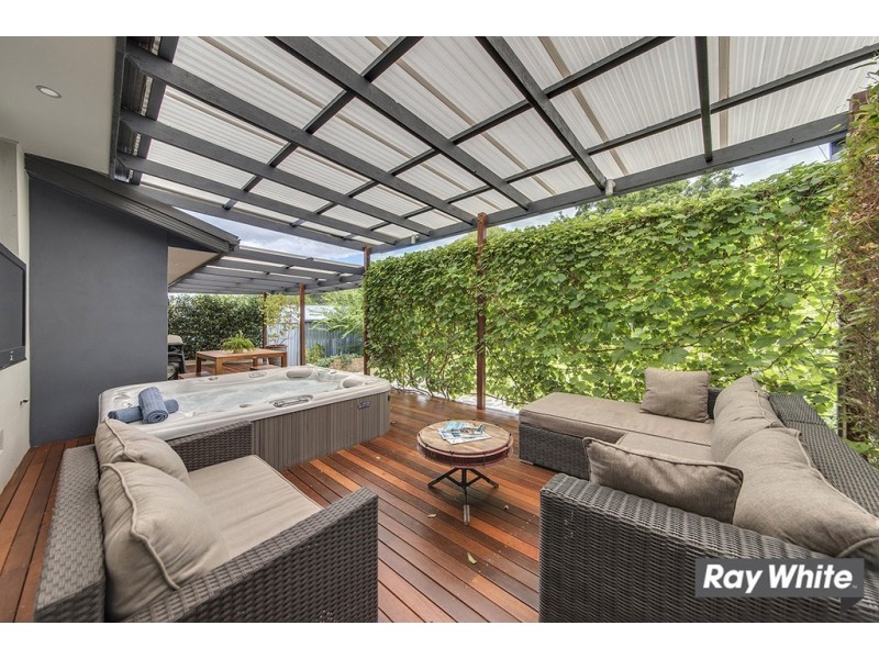 5 Henslowe Place, Melba NSW 2615