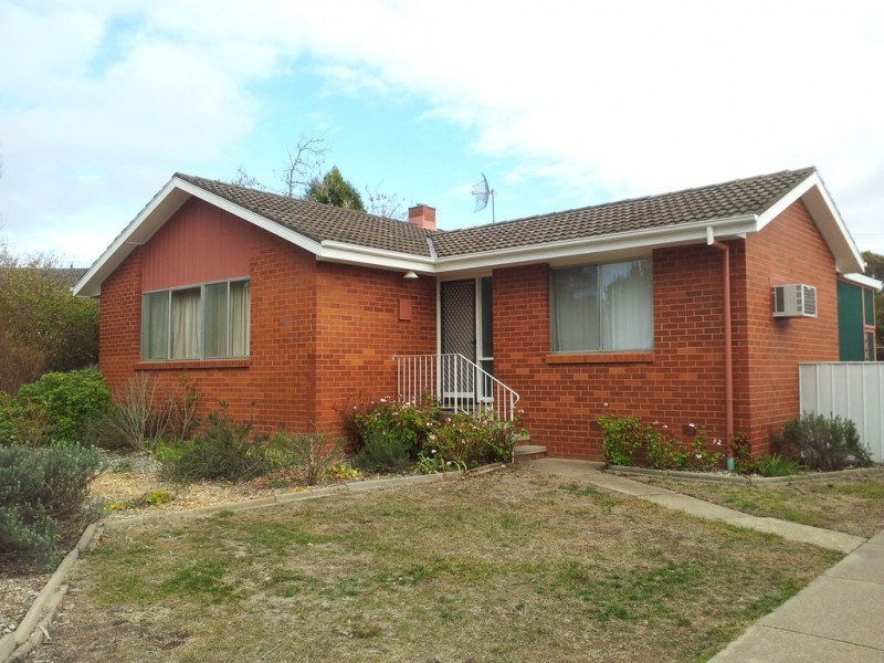 12 Lochbuy Street, Macquarie ACT 2614