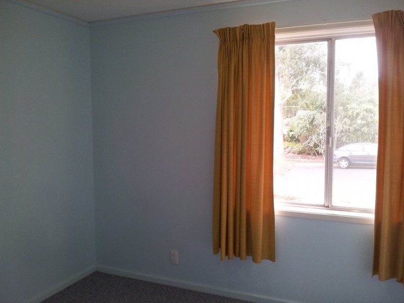 12 Lochbuy Street, Macquarie ACT 2614