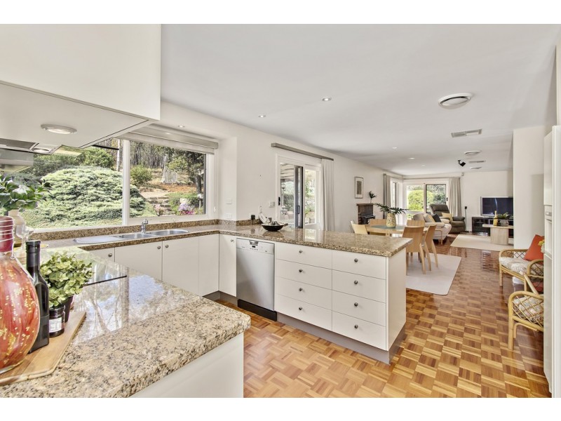 6 Weatherburn Place, Bruce ACT 2617