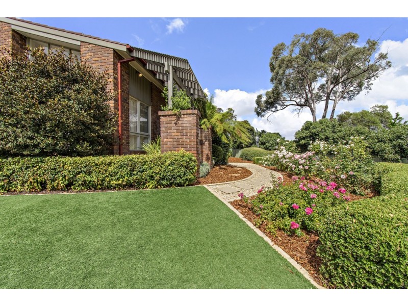 6 Weatherburn Place, Bruce ACT 2617