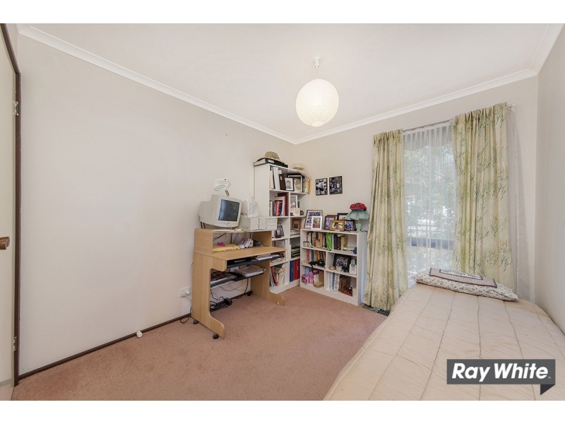 6 Neeld Place, Charnwood ACT 2615