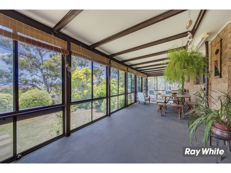 6 Neeld Place, Charnwood ACT 2615