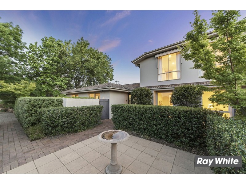 2 Sambell Place, Monash ACT 2904