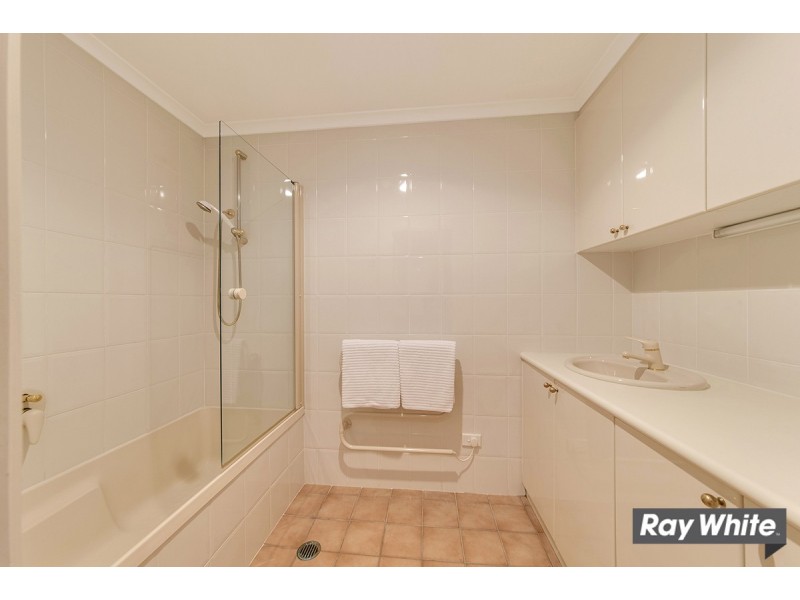 2 Sambell Place, Monash ACT 2904