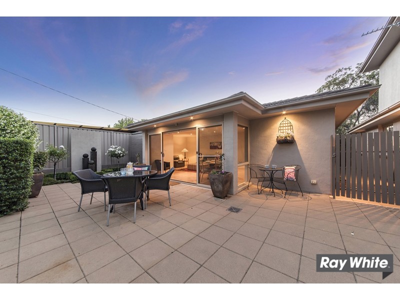 2 Sambell Place, Monash ACT 2904
