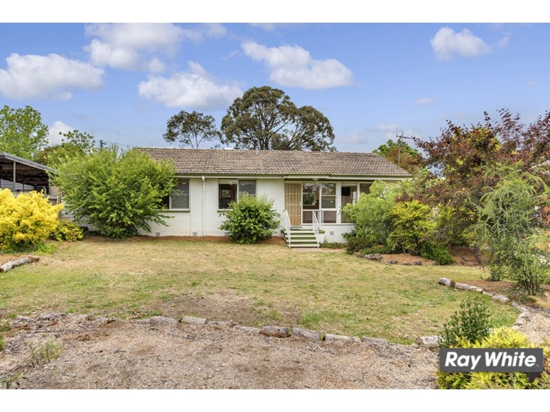 15 Hedley Street, Hackett ACT 2602