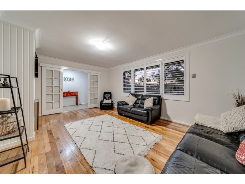 5 Springvale Drive, Weetangera ACT 2614