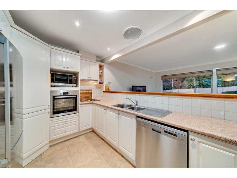 5 Springvale Drive, Weetangera ACT 2614