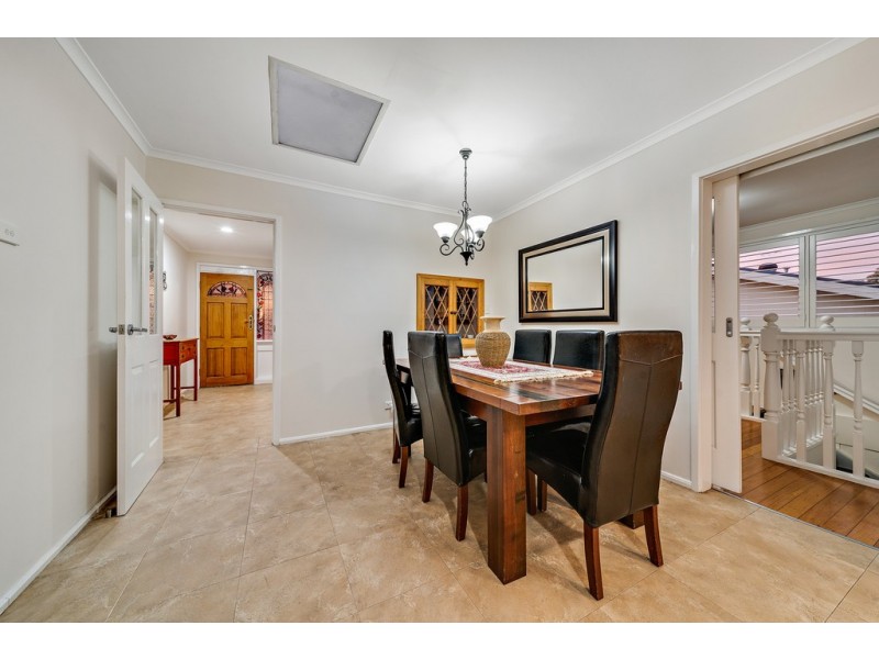 5 Springvale Drive, Weetangera ACT 2614