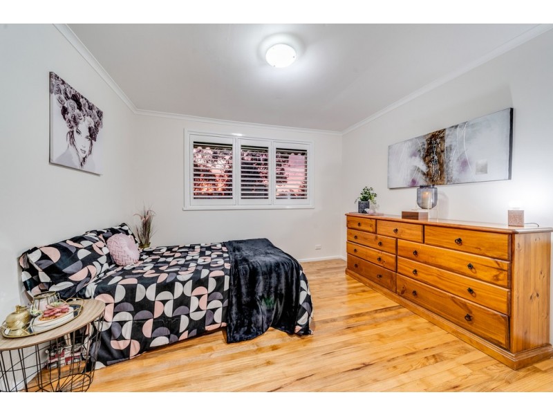 5 Springvale Drive, Weetangera ACT 2614