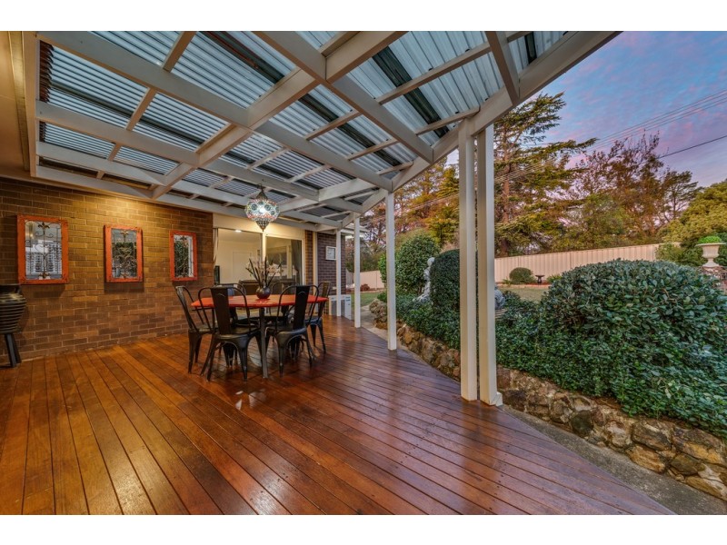 5 Springvale Drive, Weetangera ACT 2614