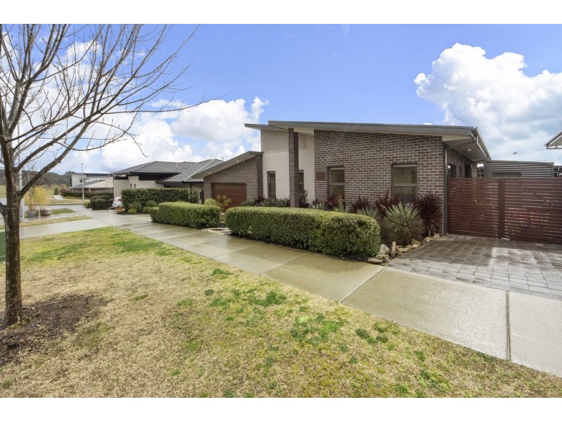 25 Benalla Street, Crace ACT 2911