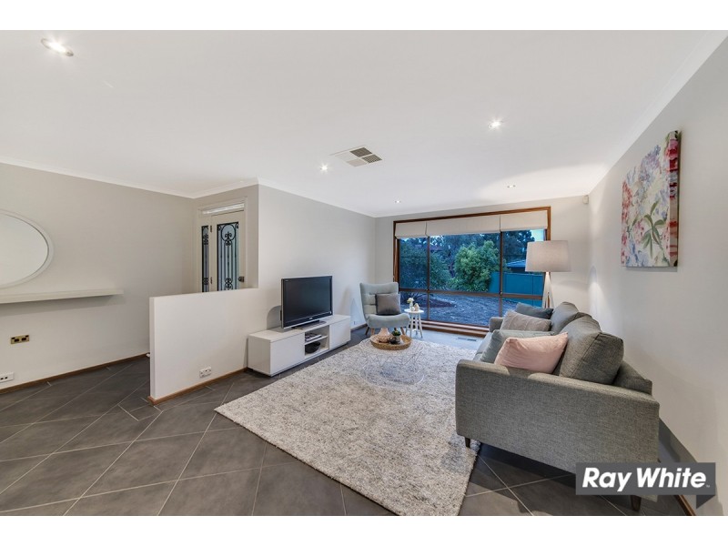 28 Kinleyside Crescent, Weetangera ACT 2614