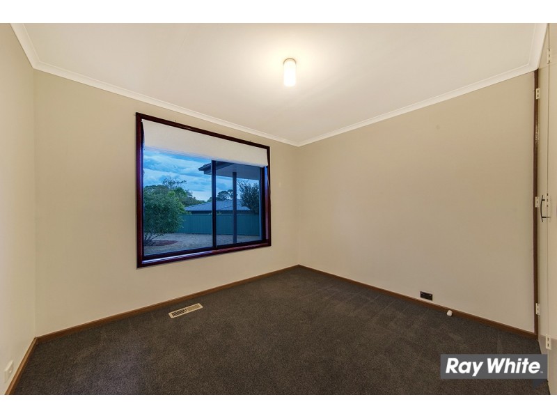 28 Kinleyside Crescent, Weetangera ACT 2614