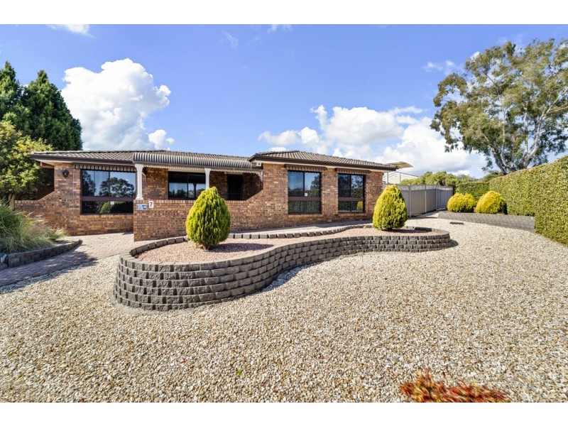 7 Hewlett Circuit, Florey ACT 2615