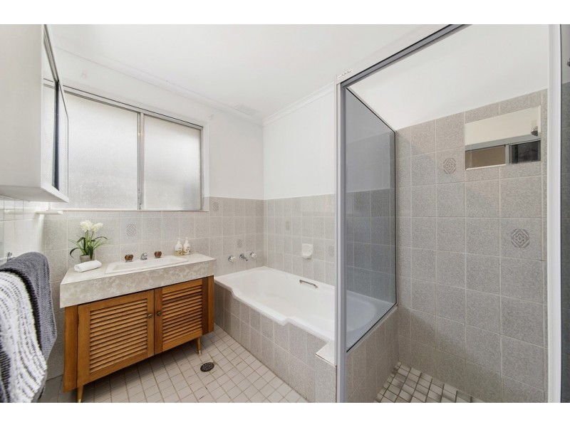 30 Abernethy Street, Weetangera ACT 2614