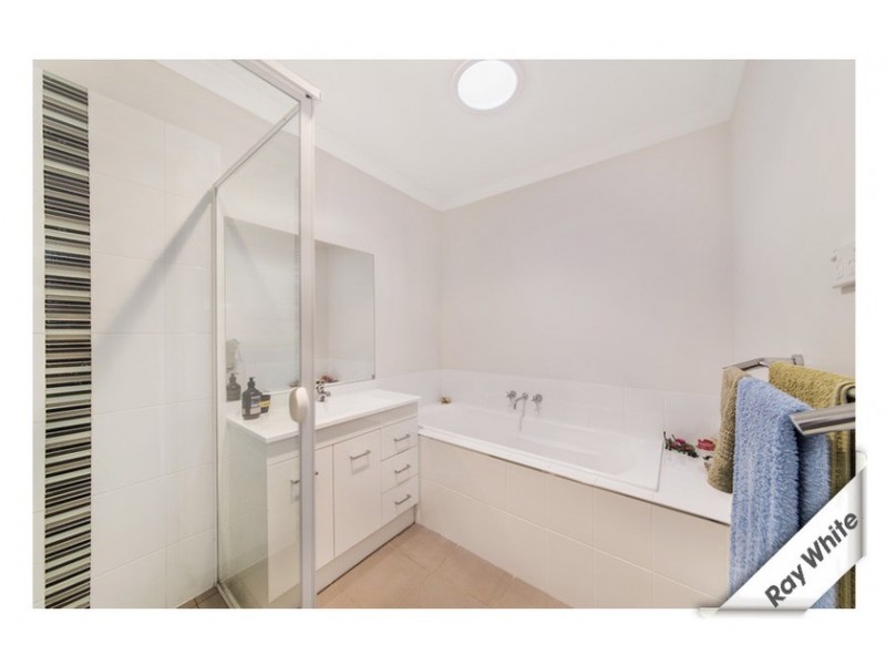 3 Phillipa Weeks Street, Watson ACT 2602