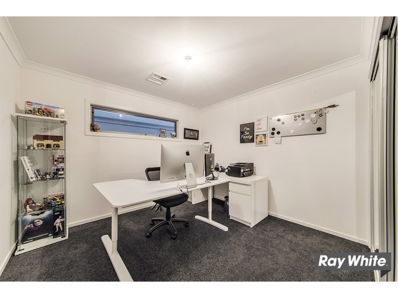 166 Plimsoll Drive, Casey ACT 2913