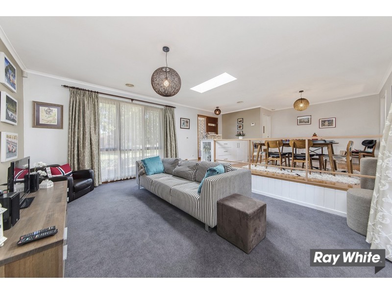 25 Tunney Crescent, Florey ACT 2615