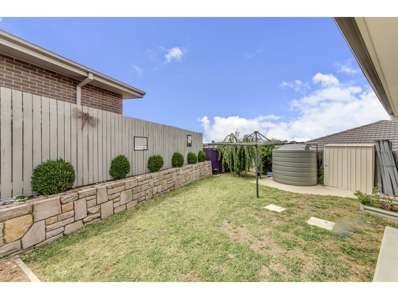 50 Ashton Calvert Street, Casey ACT 2913