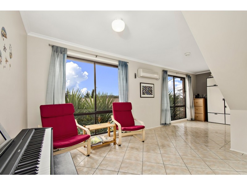 11 Wolfingham Place, Isabella Plains ACT 2905