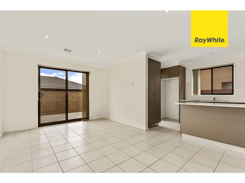 82 Moonlight Avenue, Harrison ACT 2914