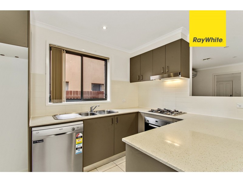 82 Moonlight Avenue, Harrison ACT 2914