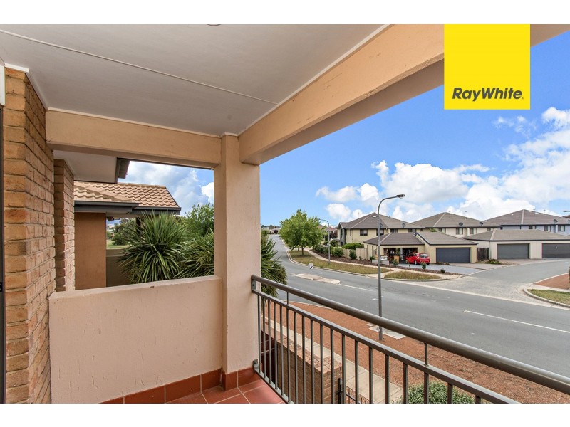 82 Moonlight Avenue, Harrison ACT 2914