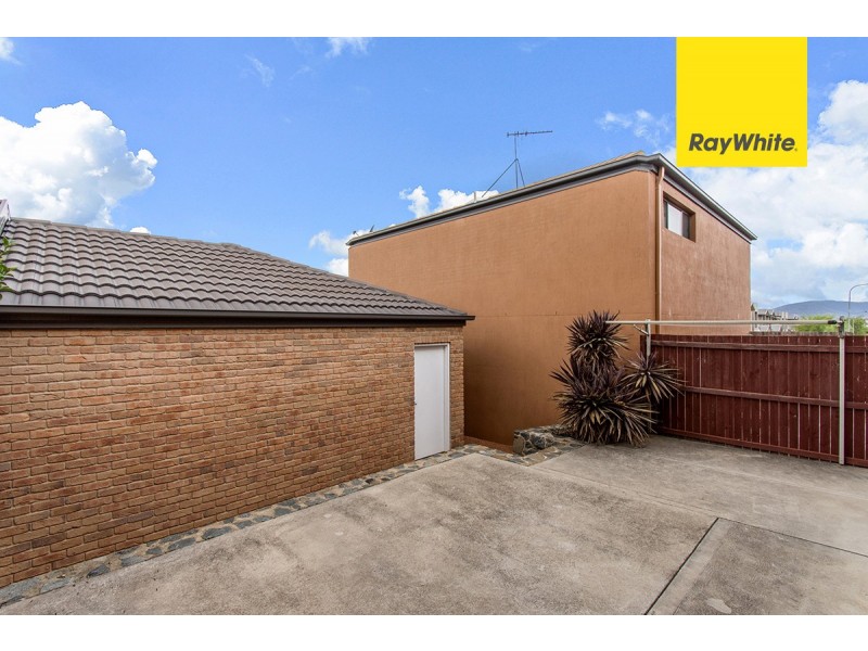 82 Moonlight Avenue, Harrison ACT 2914