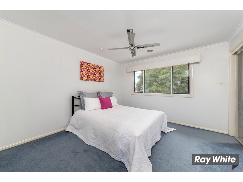 8/4 Dines Place, Bruce ACT 2617