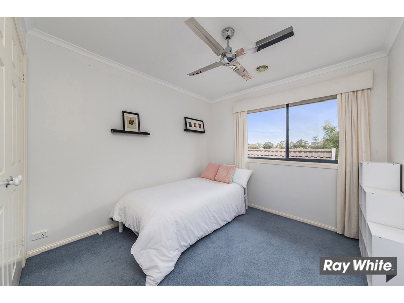 8/4 Dines Place, Bruce ACT 2617