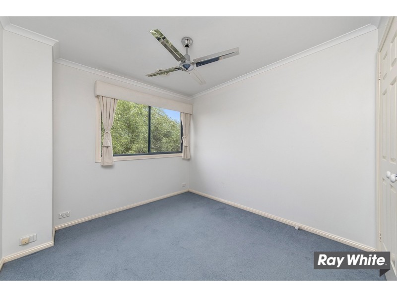 8/4 Dines Place, Bruce ACT 2617