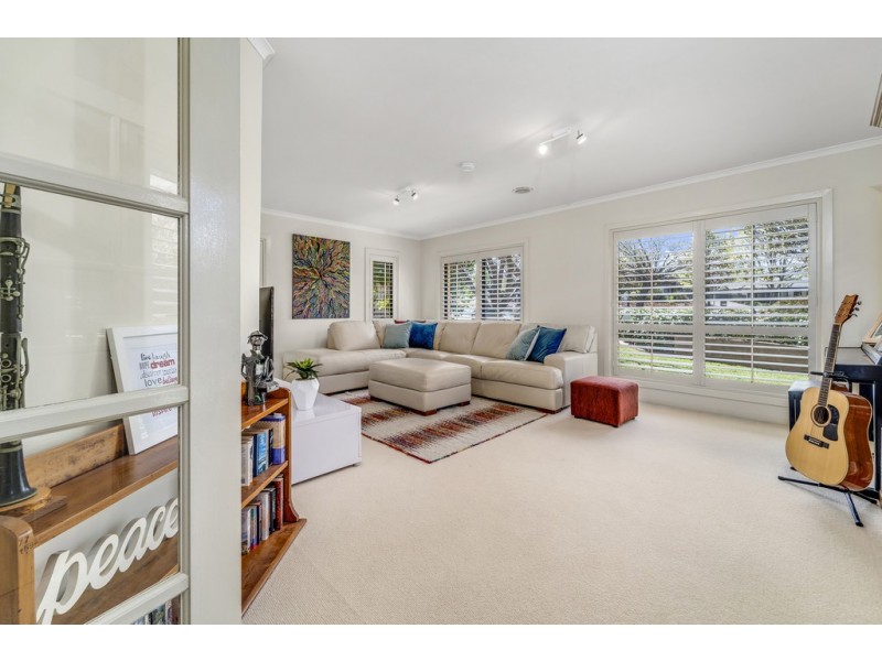 2 Larpent Street, Amaroo ACT 2914