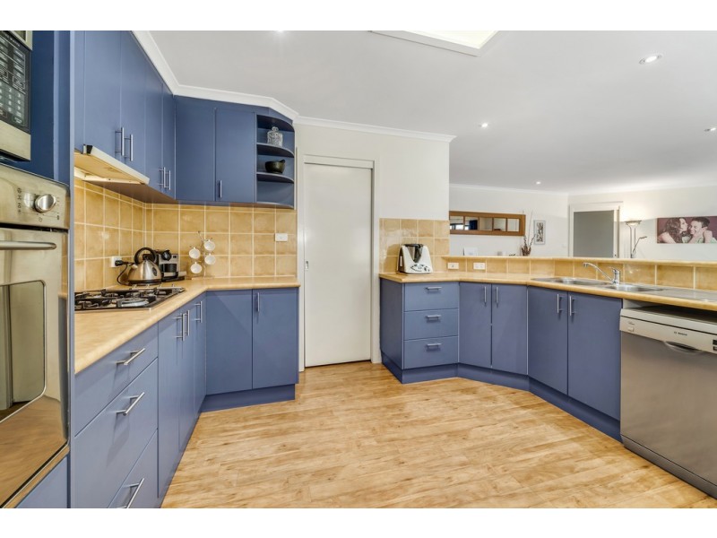 2 Larpent Street, Amaroo ACT 2914