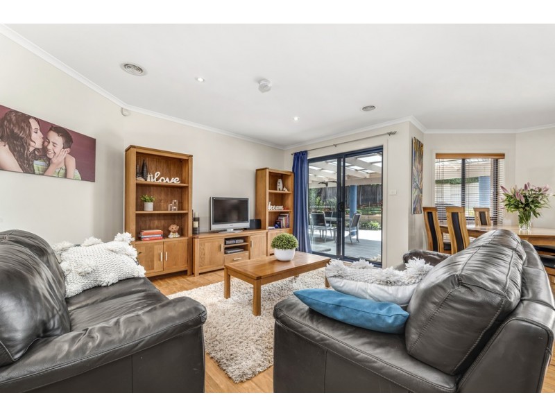 2 Larpent Street, Amaroo ACT 2914