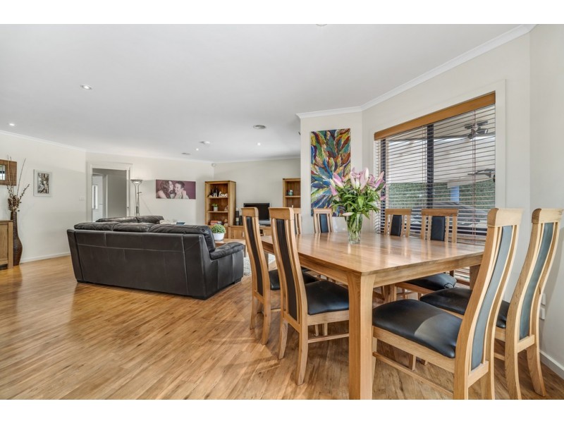 2 Larpent Street, Amaroo ACT 2914